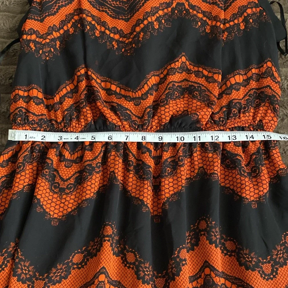 Black and orange dress - Picture 4 of 7